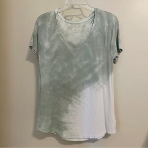 American Eagle Outfitters V-Neck Tie-Dye Tee - Green and White